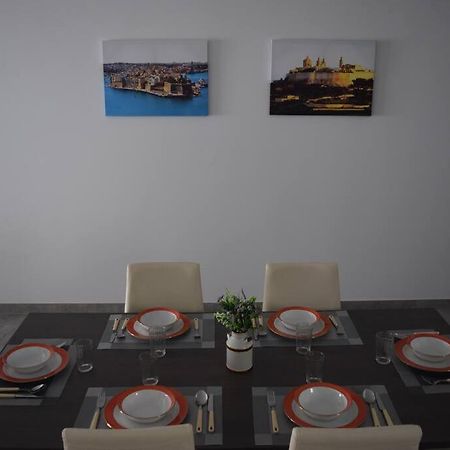 Lovely 3-Bedroom Apartment In L-L'Inglin Exterior foto