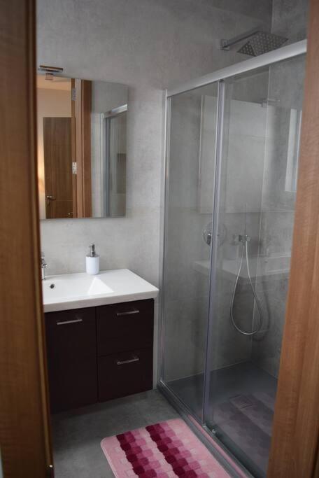 Lovely 3-Bedroom Apartment In L-L'Inglin Exterior foto